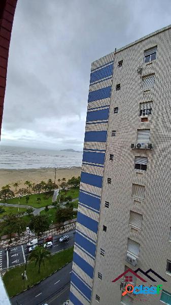 Apartamento com 02 dormitórios com vista mar na Pompéia -