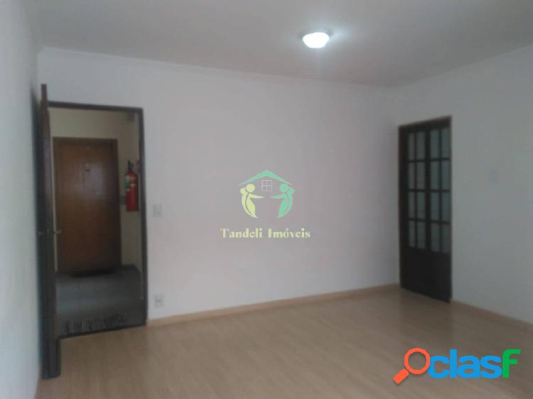 Apartamento com condomínio 2 dormitórios (Jd Santo André)