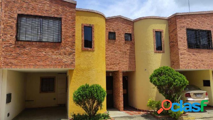 Townhouse en Venta Urb. Turpial Naguanagua