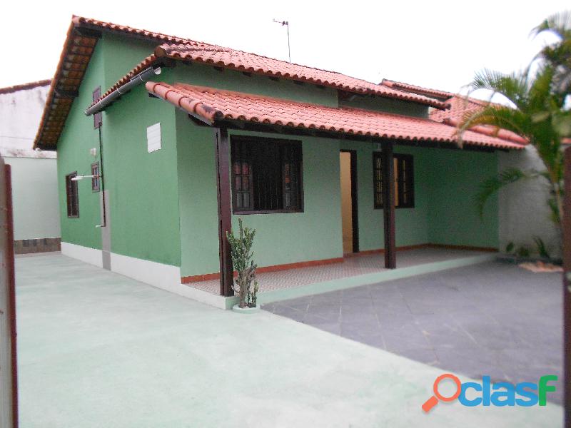 Casa para aluguel com 2 quartos em Itaipuaçú.
