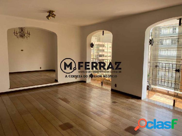Apartamento de 245m², 4 dorm. sendo 2 suítes e 4 vagas -