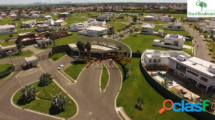Lote no Cond. Royal Boulevard, com projeto aprovado.
