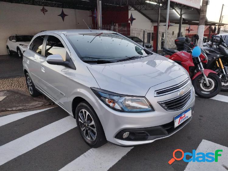 CHEVROLET ONIX HATCH LTZ 1.4 8V FLEXPOWER 5P MEC. PRATA 2014