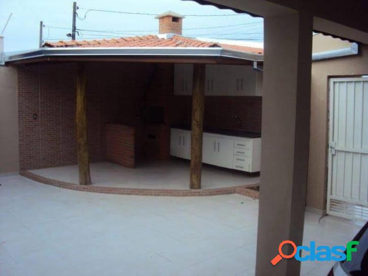 Casa com 3 dormitórios na Quinta da Bela Olinda