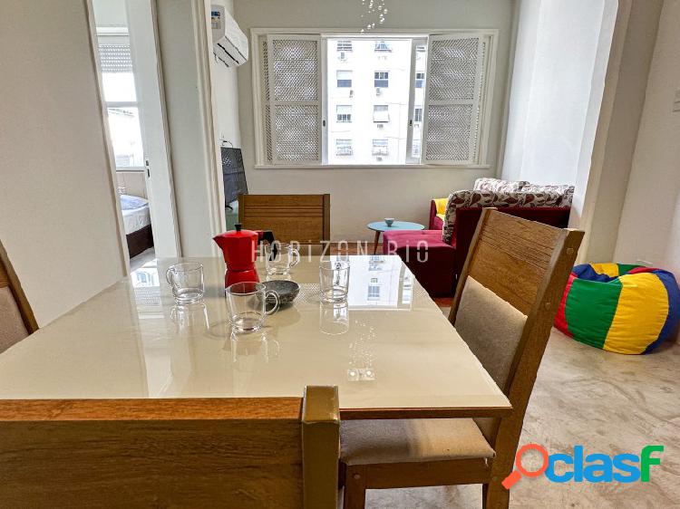 Lindo apartamento de 2 suites à venda em Arpoador