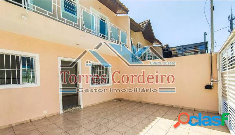 Sobrado com 2 dorm. (2 suítes) + 2 vagas - Jd. Monte Kemel