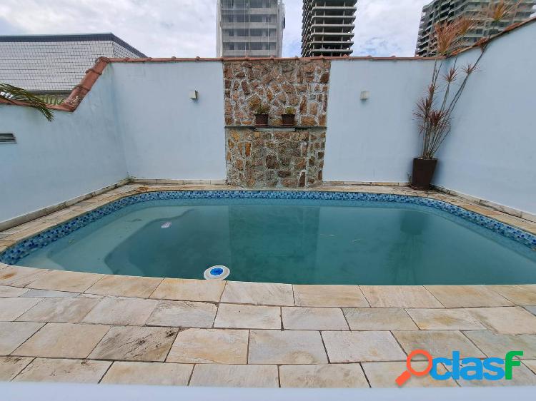 Casa de 3 dormitórios com Piscina - Guilhermina