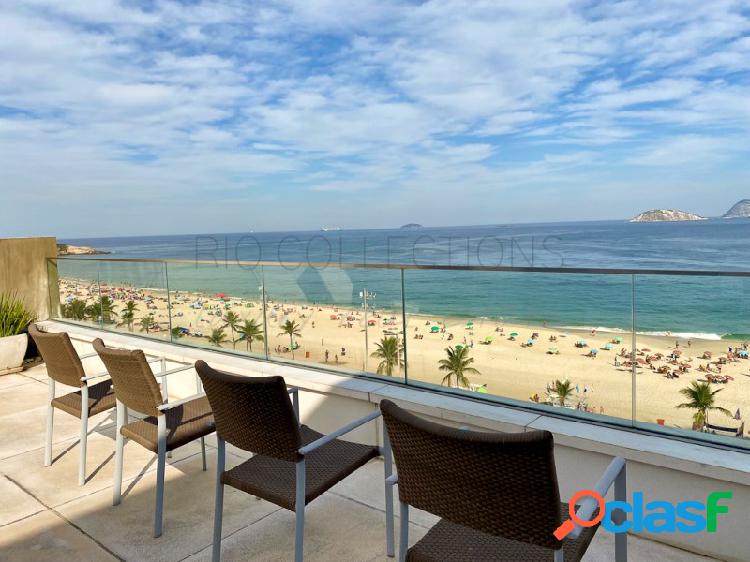 Cobertura duplex de 330 m2 com vista mar na praia de Ipanema