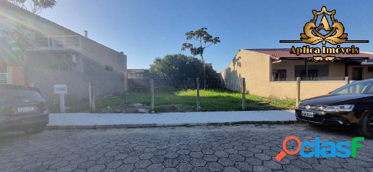 Terreno a poucos metros do mar Meia Praia Navegantes