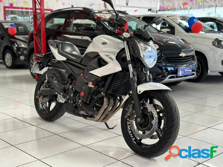 YAMAHA BRANCO 2012 0.600 GASOLINA