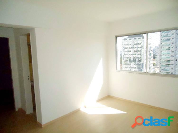 Apartamento 40m² com 1 dormitório - Locação - Santo