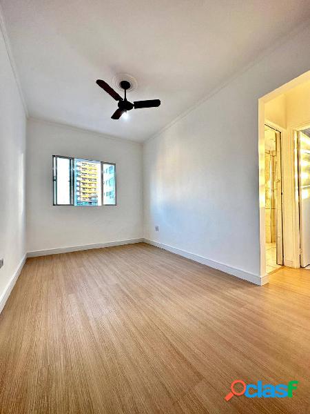 Apartamento em Praia Grande no Canto do Forte, sendo 1