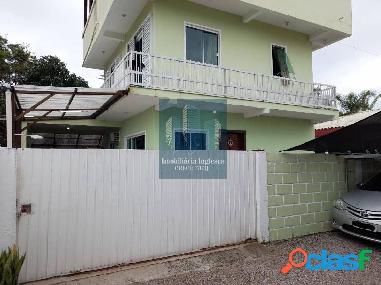 Casa à venda no Rio Vermelho, perto da praia do