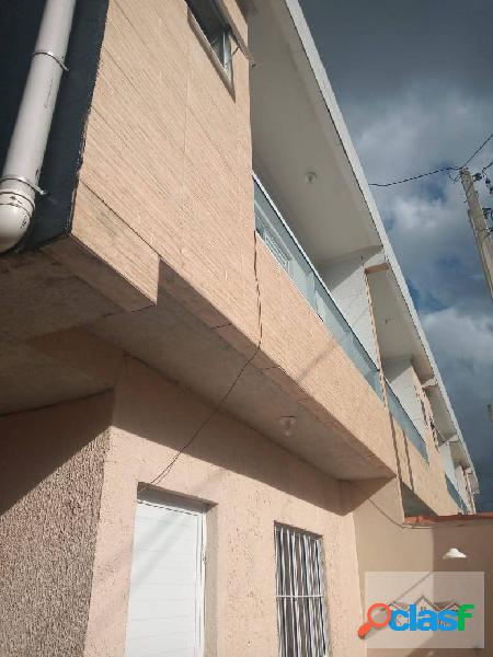 Lindo Sobrado À Venda em Praia Grande - Vila Caiçara