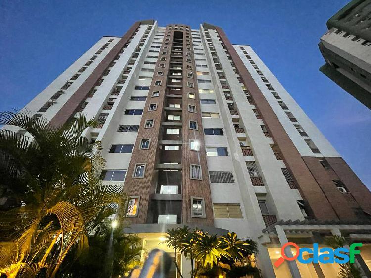 Se Vende Apartamento 86m2 Res. Alameda Urb. Los Mangos