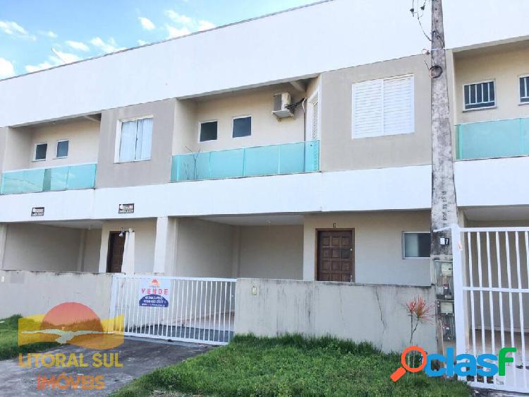 Sobrado geminado para locação anual no balneário Eliana