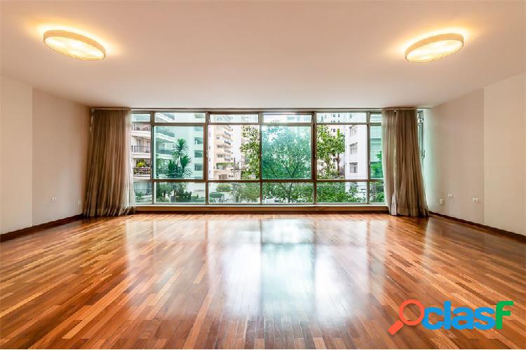 Apartamento com 3 quartos, 271m², à venda em São Paulo,