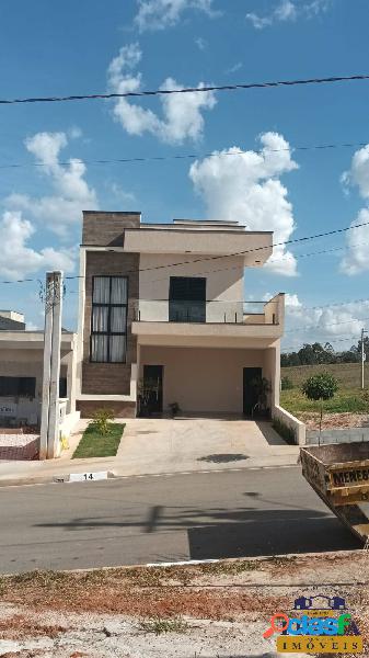 CASA EM CONDOMÍNIO C/ 155 M² / 03 QUARTOS SENDO 02 SUÍTES