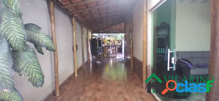CASA NO B.TUPI C/ B.FLORAMAR,5 QTOS,QUINTAL C/POMAR E