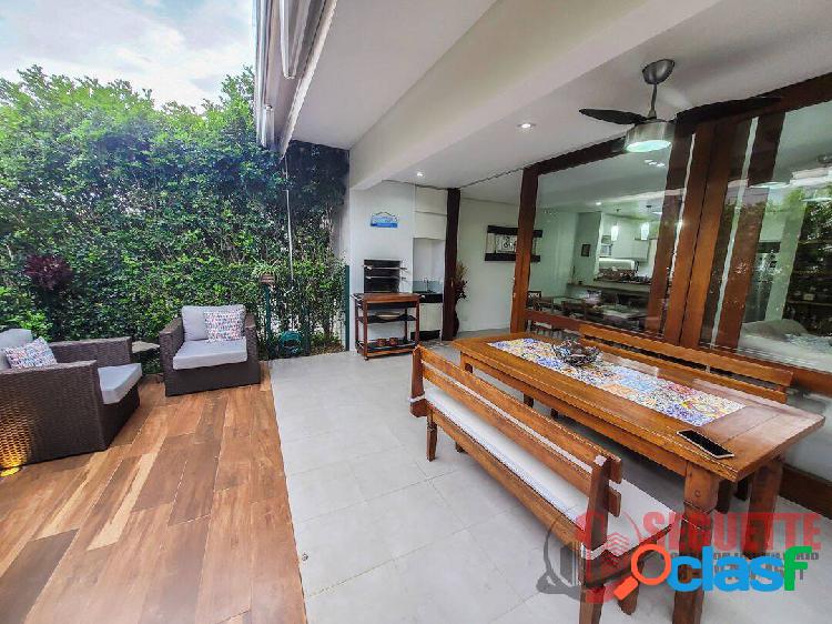 Villágio com 4 Dorms. mobiliado e área gourmet na Riviera