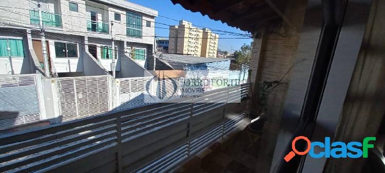 Lindo sobrado 3 dormitórios 3 banheiros e 1 vaga na Vila