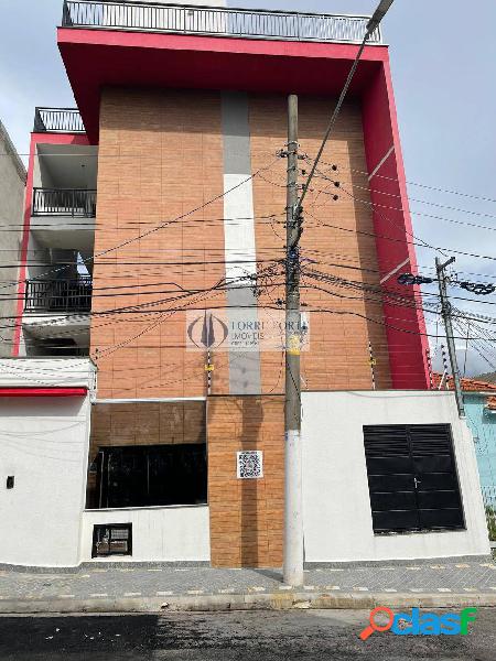 Apartamento com 2 dormitórios na Vila Guilhermina.