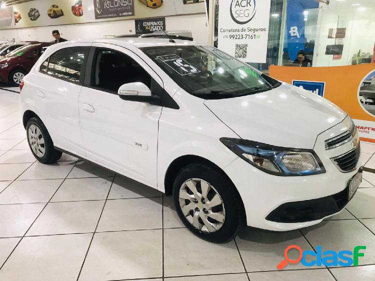 CHEVROLET ONIX HATCH LT 1.4 8V FLEXPOWER 5P MEC. BRANCO 2015