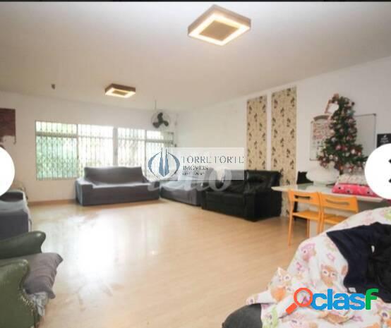 Casa com 4 dormitórios, 2 suítes, 8 Vagas na Moóca