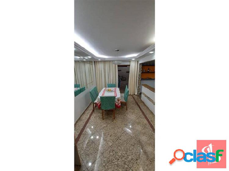 Excelente Sobrado 245m² - Condomínio Fechado - Alto