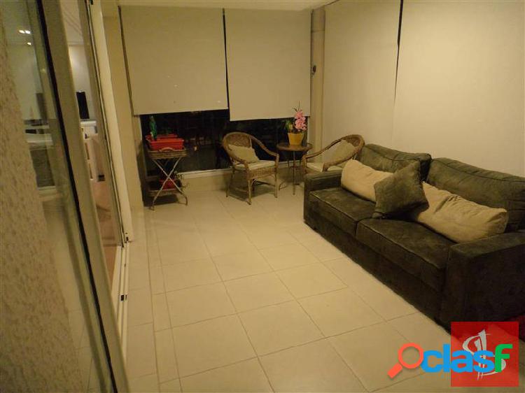 Excelente apartamento com ótima localização