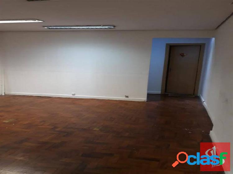 Sala comercial no centro de São Paulo 2 banheiros