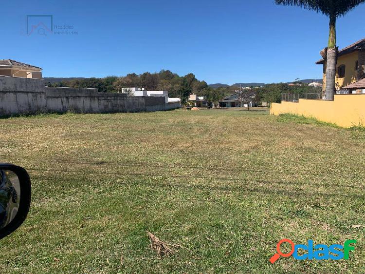 Terreno de 1.266,78m² Condominio de Alto Padrão Haras