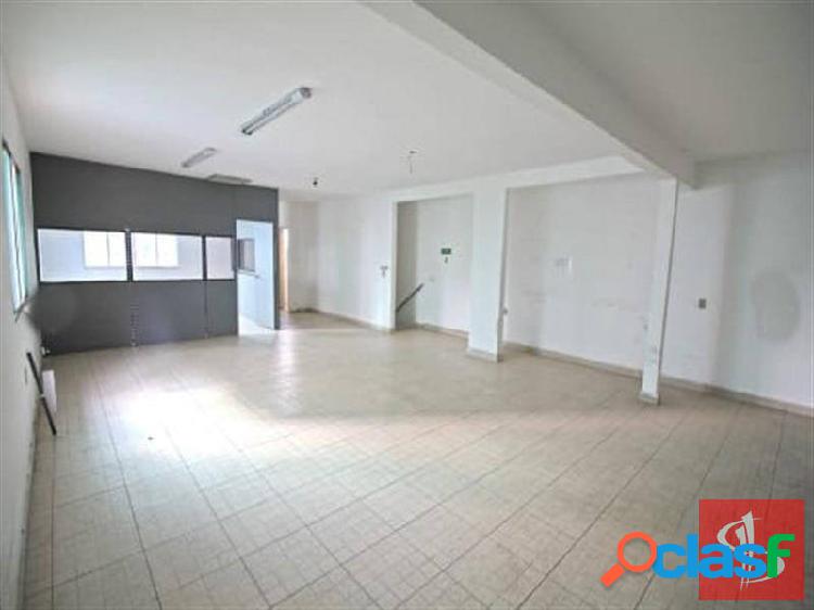 Ótimo Salão 260m² com 2 pavimentos.