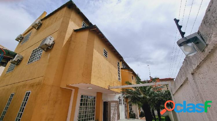 Alquiler de Town House en Naguanagua, Urb. El Manantial II