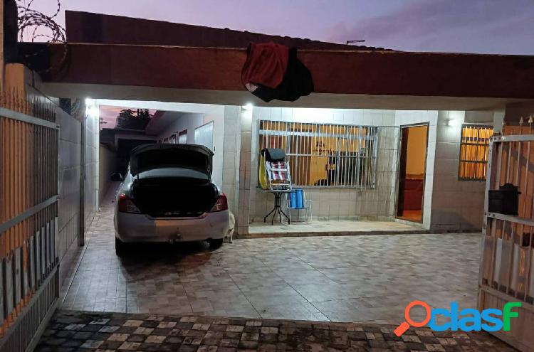 CASA 5 DORMITÓRIOS 2 SUÍTES LADO PRAIA FINANCIAMENTO