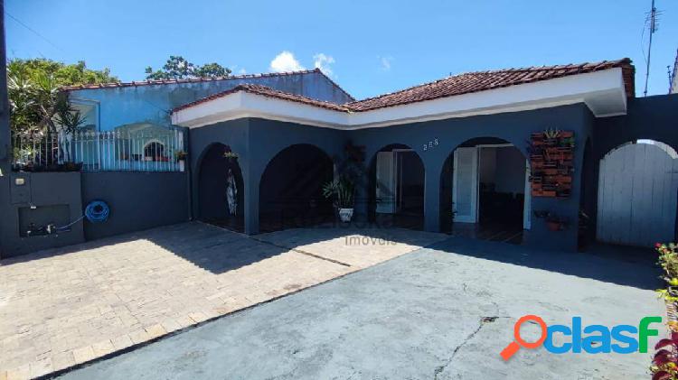 CASA A VENDA NO CIBRATEL 1 COM 3 DORMITÓRIOS.