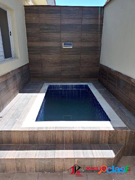 CASA EM CONDOMÍNIO COM PISCINA PRIVADA!