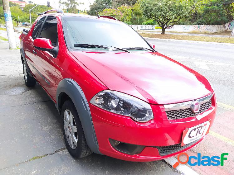 FIAT STRADA TREKKING 1.6 16V FLEX CD VERMELHO 2014 1.6 FLEX