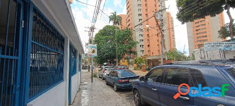 Se alquila local comercial en Callejón Prebol 50m2