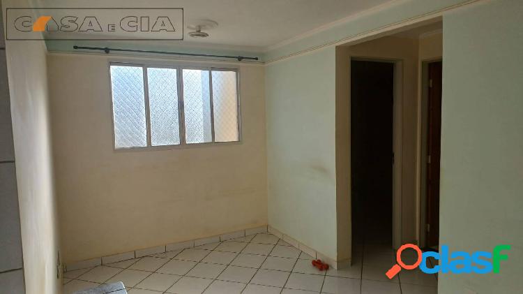Apartamento com 2 dormitórios no Jardim das Orquídeas