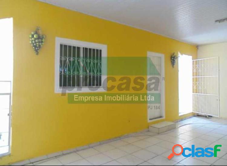 CASA PARA VENDA NO GALILEIA, ÓTIMA LOCALIZAÇÃ. 2 SUÍTES.