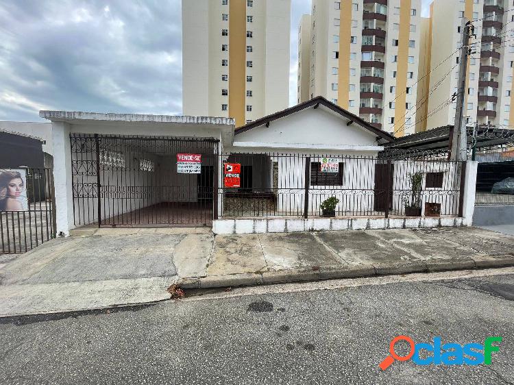 Casa à venda na Vila das Jabuticabeiras
