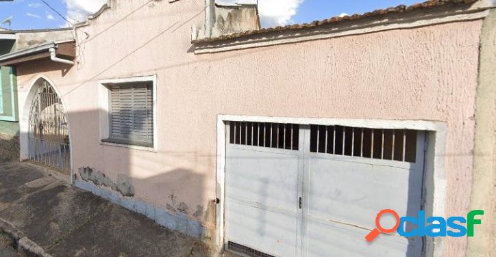 Oportunidade! Casa com 2 dorm à venda por R$420.000 -