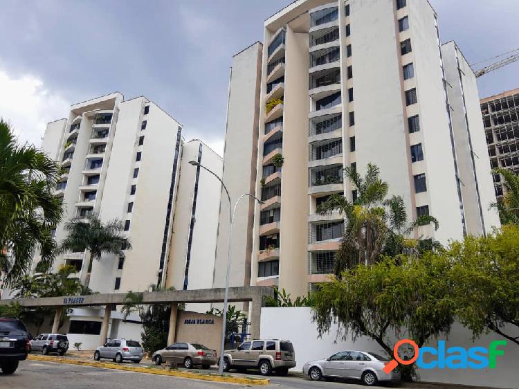 VENTA APARTAMENTO URBANIZACION LOS MANGOS