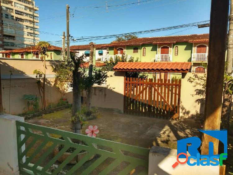 Casa com Edícula na Martim de Sá em Caraguatatuba