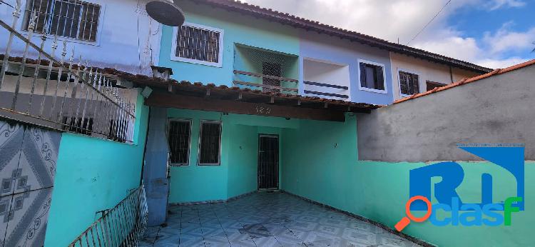 SOBRADO | 02 DORMITÓRIOS | PORTO NOVO