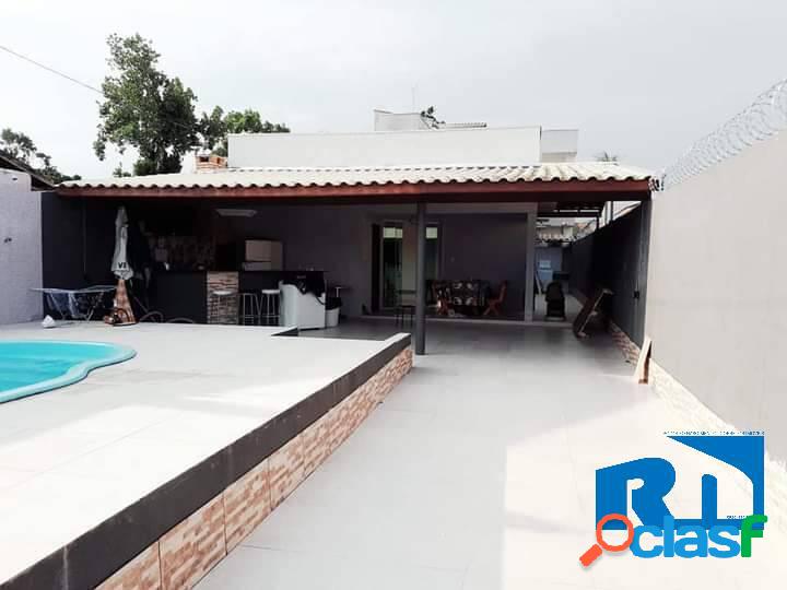 VENDE-SE | CASA MOBILIADA NO GOLFINHO.