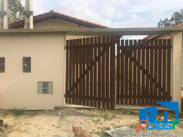 VENDE-SE | CASA NOVA | GOLFINHO.