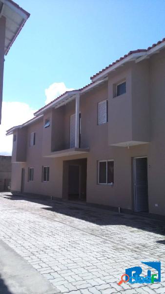 VENDE-SE | SOBRADO EM CONDOMÍNIO FECHADO | PONTAL SANTA