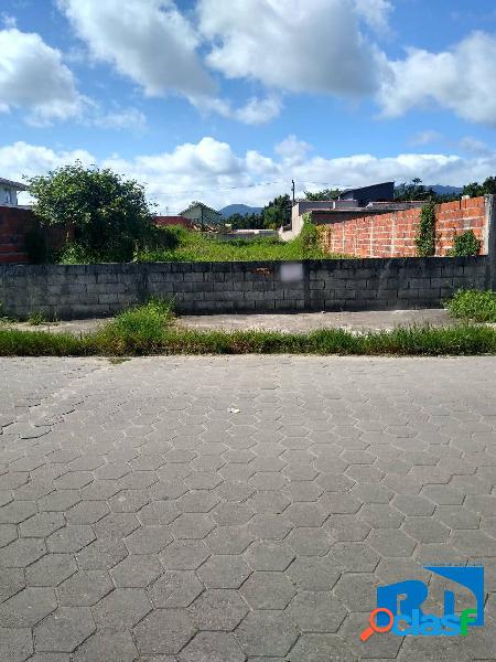 VENDE-SE | TERRENO MURADO E ATERRADO | PRAIA DAS PALMEIRAS.
